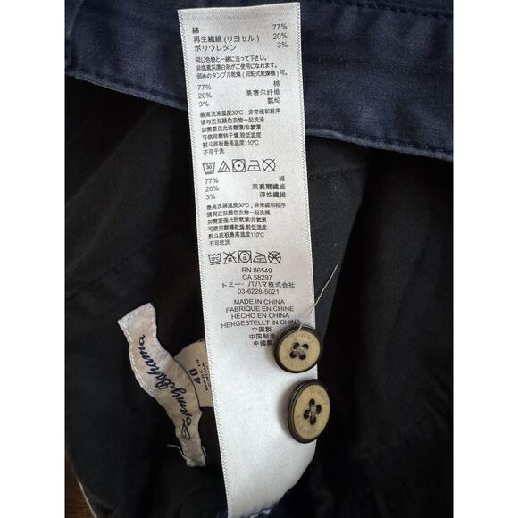 Tommy Bahama Shorts Mens 40 Navy Stretch Chino 9 In Inseam Cotton Tencel Blend - Picture 4 of 11